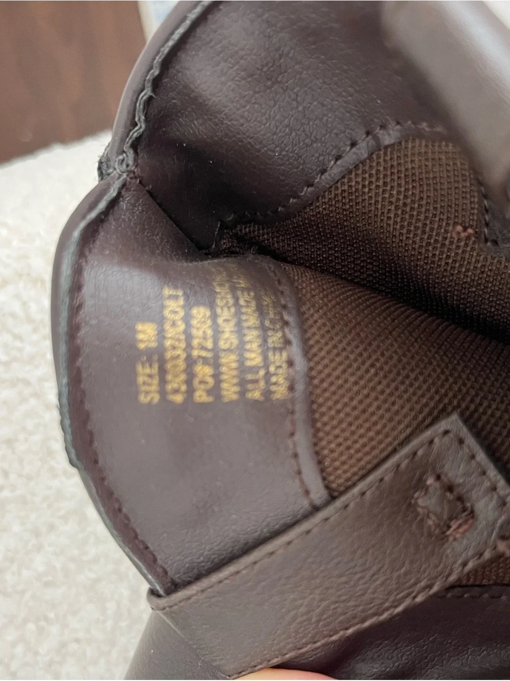 Men's shoe subcategory identification